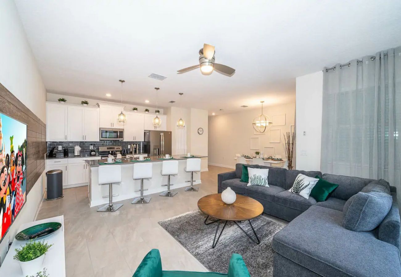 Townhouse in Champions Gate - Wonderful Townhouse 4Beds/3Bath/Pool/18Min From Disney