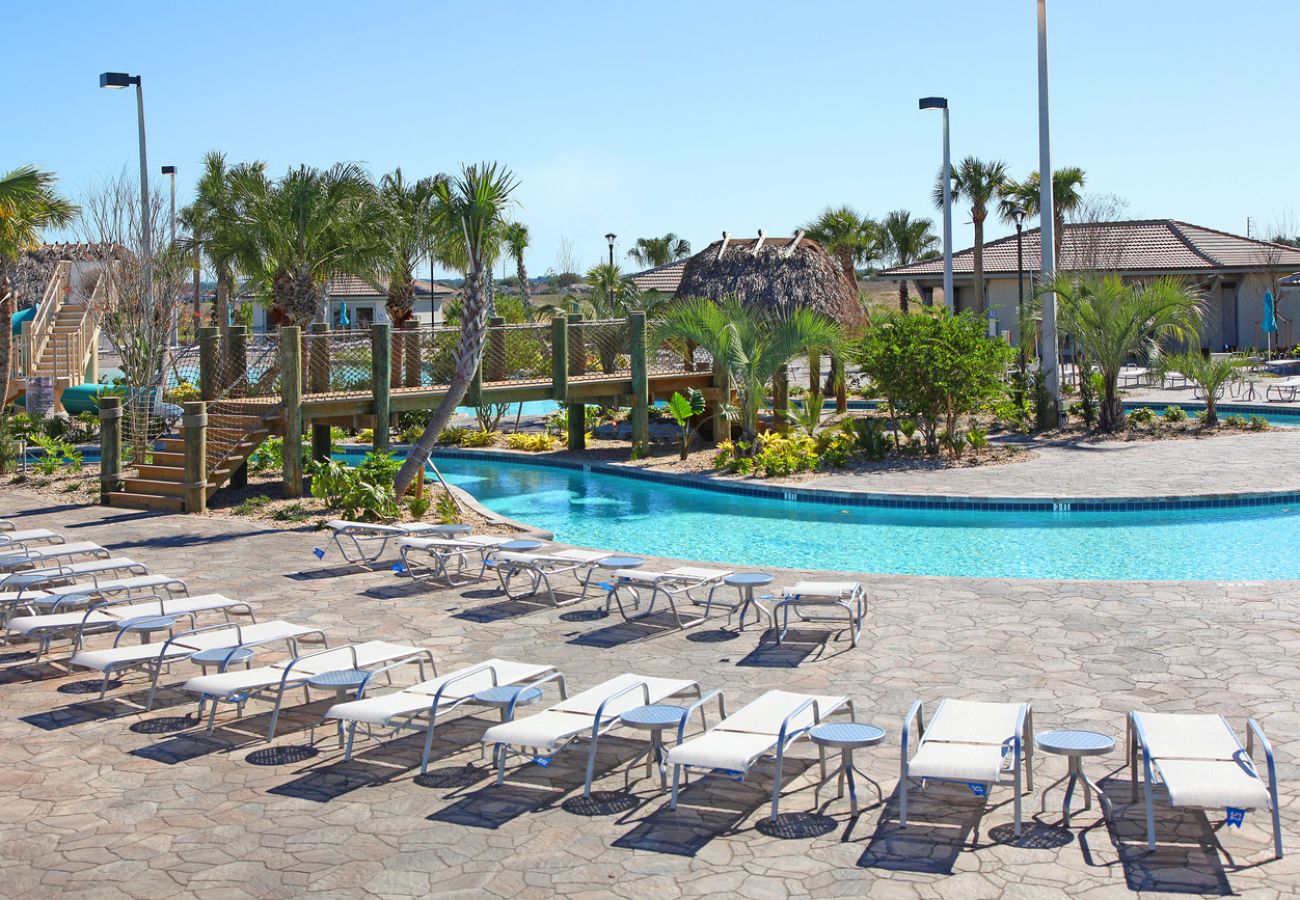Townhouse in Champions Gate - Wonderful Townhouse 4Beds/3Bath/Pool/18Min From Disney