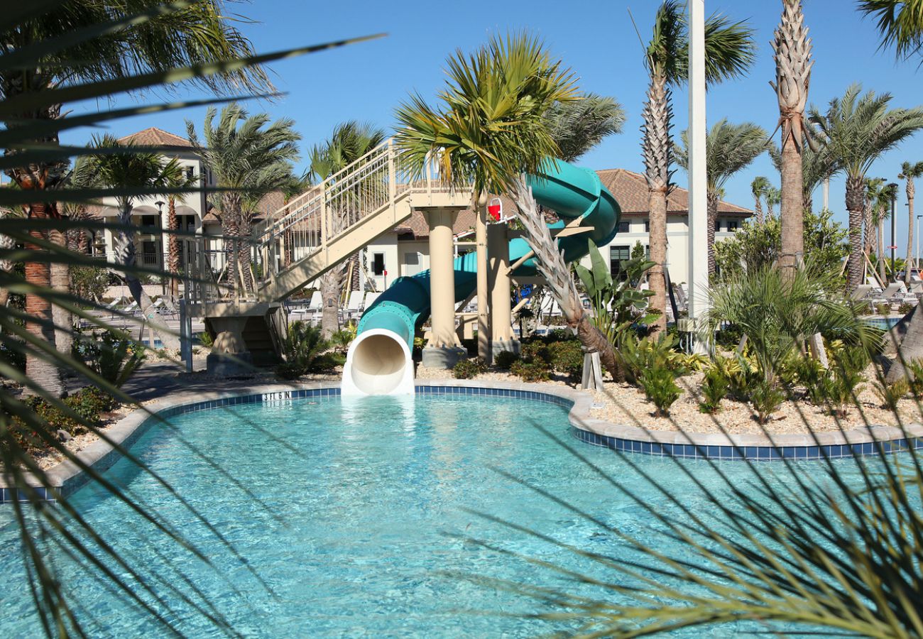 Townhouse in Champions Gate - Wonderful Townhouse 4Beds/3Bath/Pool/18Min From Disney