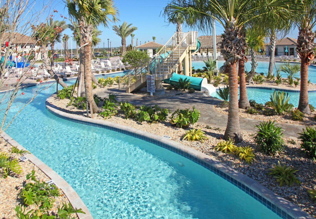 Townhouse in Champions Gate - Wonderful Townhouse 4Beds/3Bath/Pool/18Min From Disney