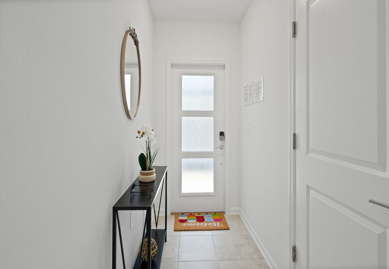 Apartment in Davenport - Amazing Condo 2Beds/2Baths/18Min From Disney