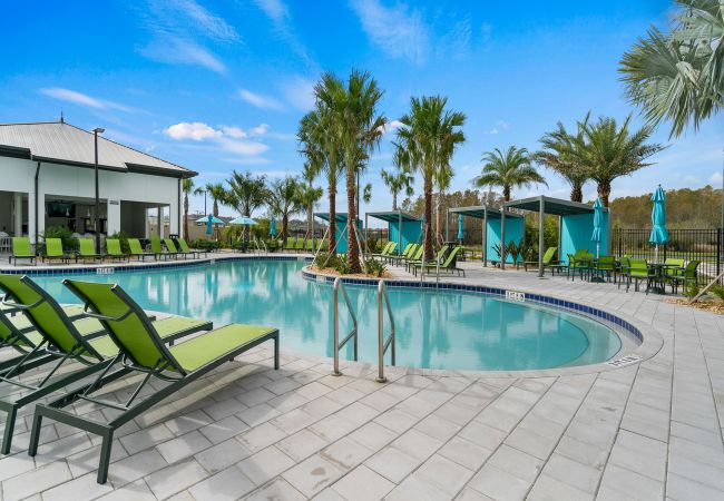 Townhouse in Kissimmee - Enjoyable Townhouse 4Bed/3Bath/Pool/5Min From Disney Townhouse in Kissimmee - Enjoyable Townhouse 4Bed/3Bath/Pool/5Min From Disney