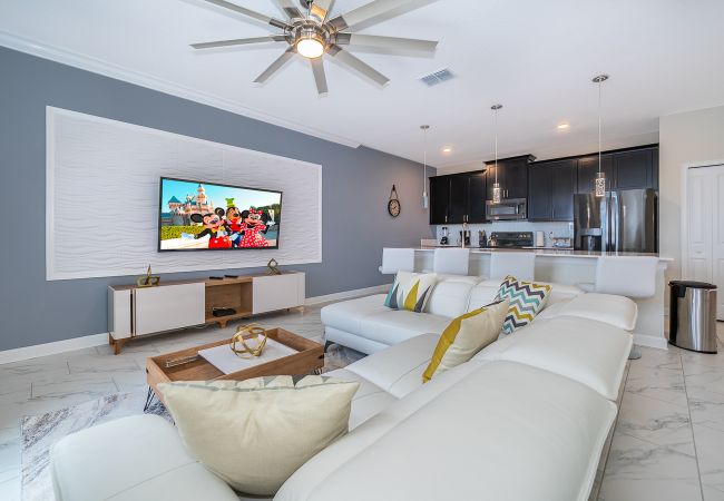 Townhouse in Davenport - Delightful Townhouse 4Beds/3Bath/Pool/18Min From Disney Townhouse in Davenport - Delightful Townhouse 4Beds/3Bath/Pool/18Min From Disney