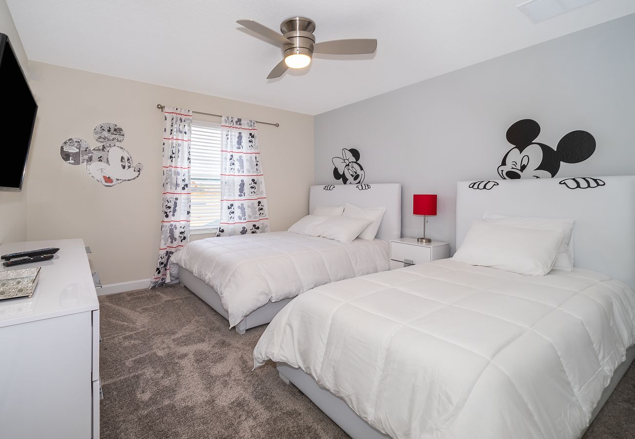 Townhouse in Davenport - Delightful Townhouse 4Beds/3Bath/Pool/18Min From Disney