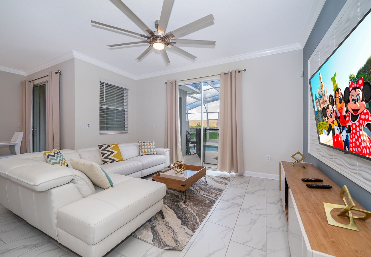 Townhouse in Davenport - Delightful Townhouse 4Beds/3Bath/Pool/18Min From Disney