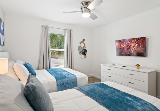 Townhouse in Kissimmee - Brand New Townhouse 4Bed/3Bath/Pool/5Min Disney Townhouse in Kissimmee - Brand New Townhouse 4Bed/3Bath/Pool/5Min Disney