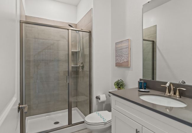 Townhouse in Kissimmee - Brand New Townhouse 4Bed/3Bath/Pool/5Min Disney Townhouse in Kissimmee - Brand New Townhouse 4Bed/3Bath/Pool/5Min Disney