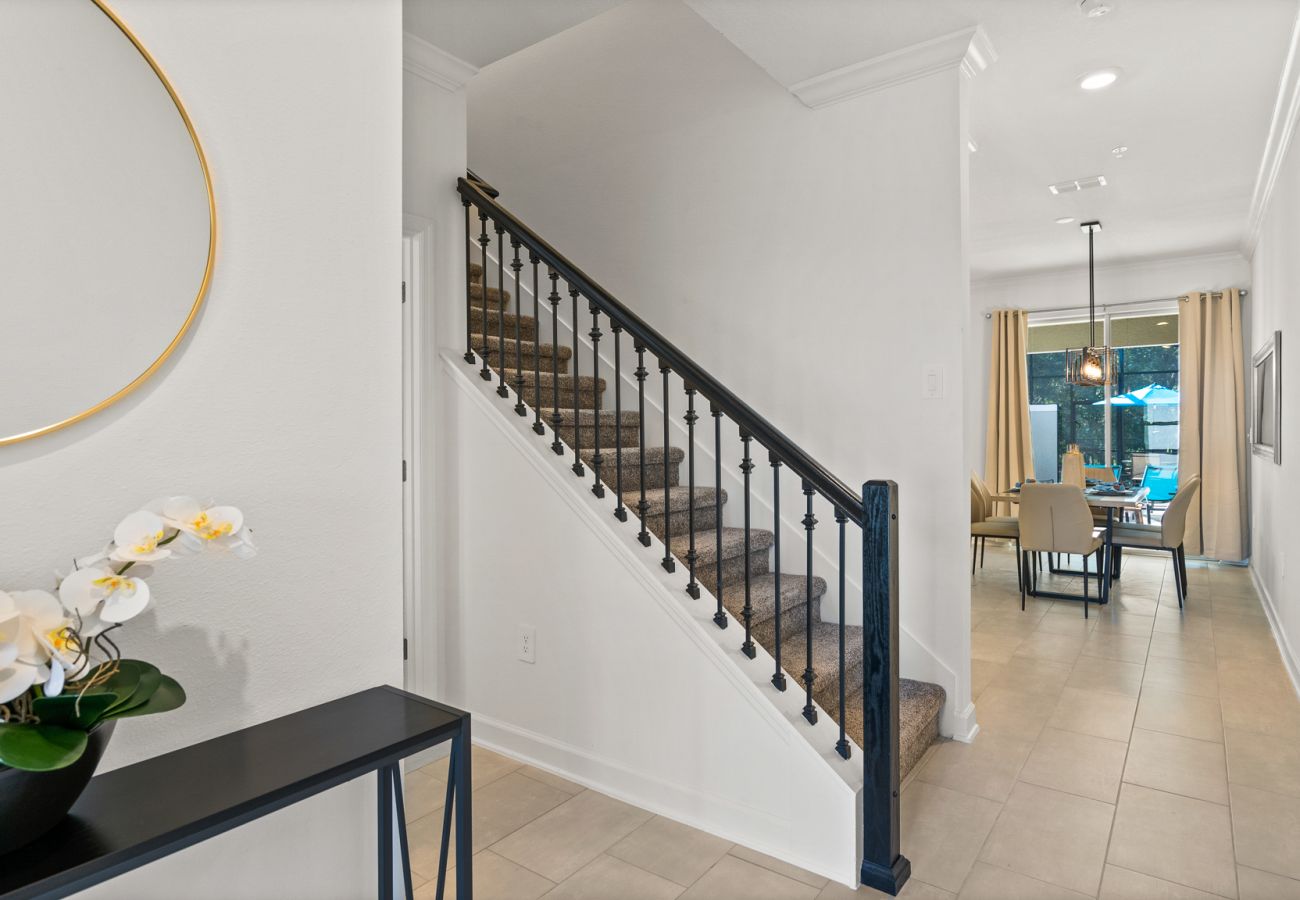 Townhouse in Kissimmee - Brand New Townhouse 4Bed/3Bath/Pool/5Min Disney