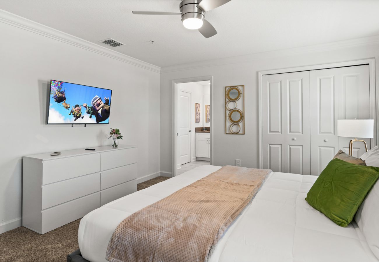 Townhouse in Kissimmee - Brand New Townhouse 4Bed/3Bath/Pool/5Min Disney