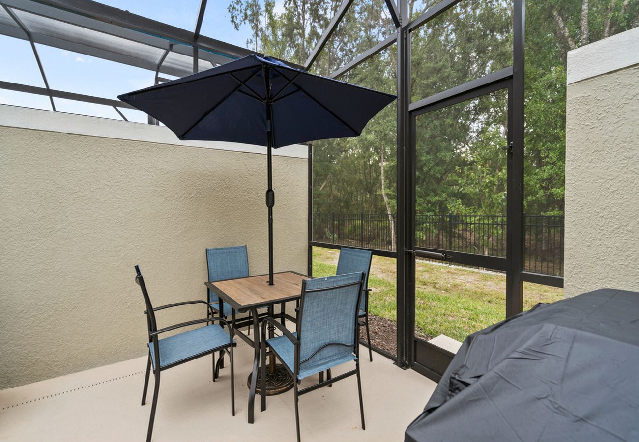 Townhouse in Kissimmee - Awesome Townhouse 4Bed/3Bath/Pool/5Min Disney
