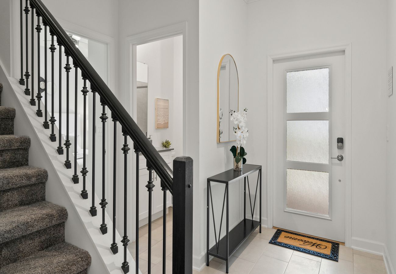 Townhouse in Kissimmee - Awesome Townhouse 4Bed/3Bath/Pool/5Min Disney