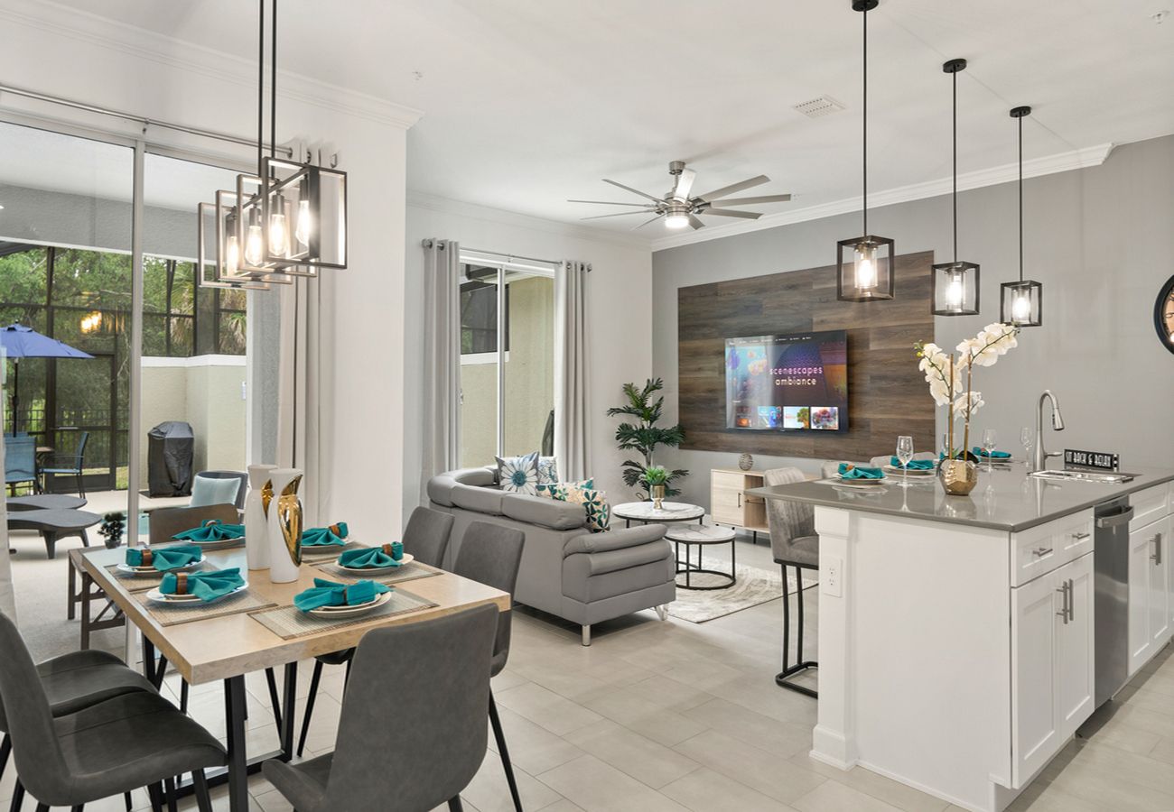 Townhouse in Kissimmee - Awesome Townhouse 4Bed/3Bath/Pool/5Min Disney