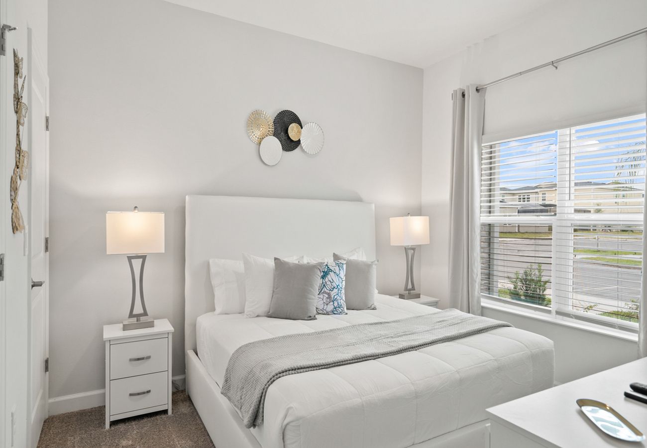 Townhouse in Kissimmee - Awesome Townhouse 4Bed/3Bath/Pool/5Min Disney