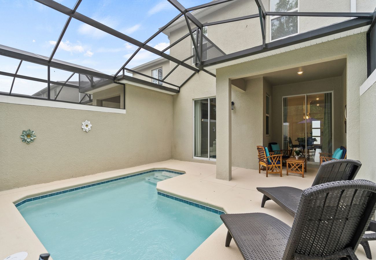 Townhouse in Kissimmee - Awesome Townhouse 4Bed/3Bath/Pool/5Min Disney