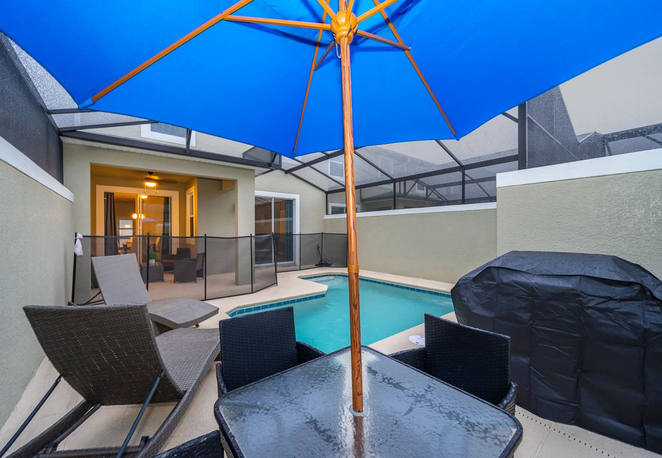 Townhouse in Kissimmee - Decorous Townhouse 4Bed/3Baths/Pool/5Min Disney