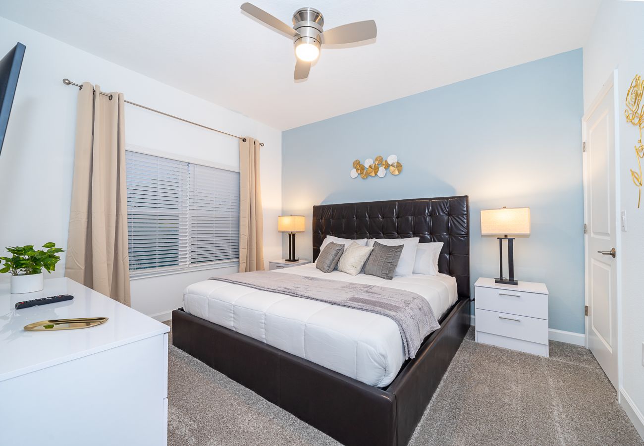 Townhouse in Kissimmee - Decorous Townhouse 4Bed/3Baths/Pool/5Min Disney