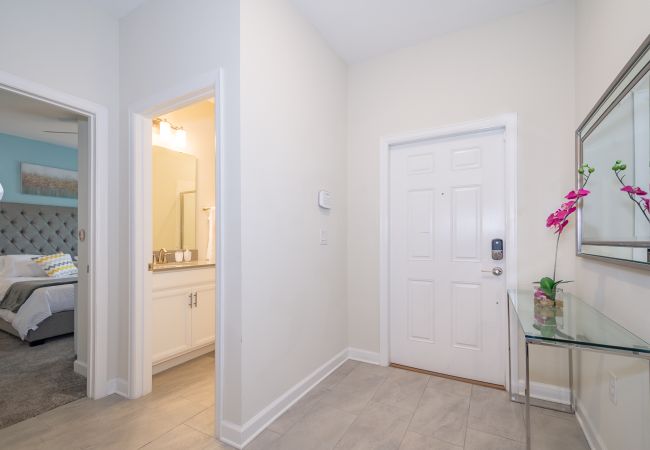 Townhouse in Kissimmee - Adorable Townhouse 4Bed/3Bath/Pool/5Min Disney Townhouse in Kissimmee - Adorable Townhouse 4Bed/3Bath/Pool/5Min Disney