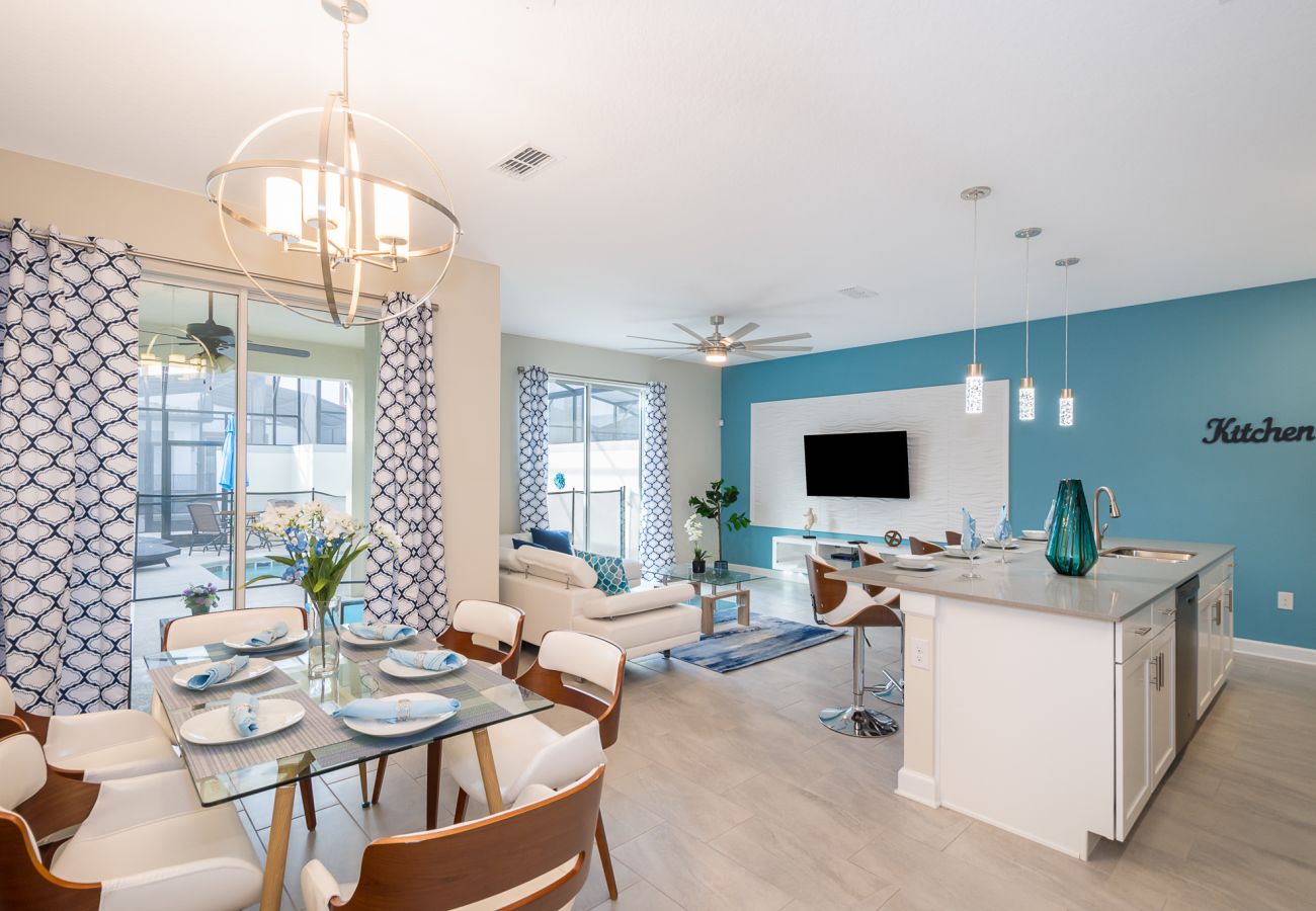 Townhouse in Kissimmee - Adorable Townhouse 4Bed/3Bath/Pool/5Min Disney