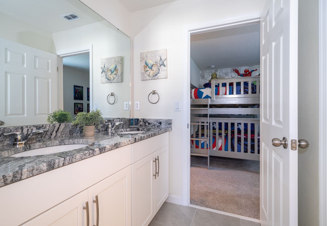 Villa in Kissimmee - Splendour Villa Solara 6Bed/5Bath/Pool/Jacuzzi/18 Min from Disney