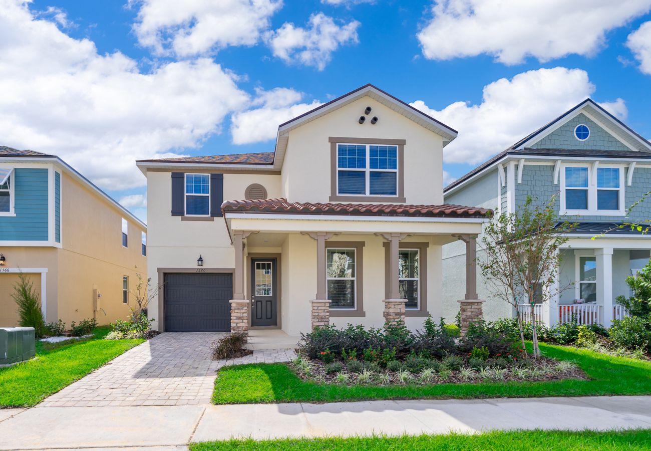 Villa in Kissimmee - Splendour Villa Solara 6Bed/5Bath/Pool/Jacuzzi/18 Min from Disney