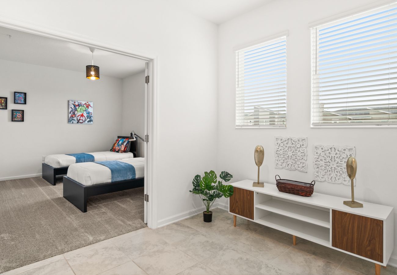 Apartment in Davenport - Stylish Condo 3Beds/2Baths/18Min from Disney