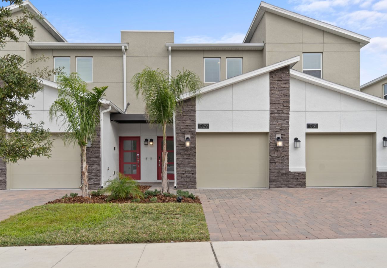 Apartment in Davenport - Stylish Condo 3Beds/2Baths/18Min from Disney
