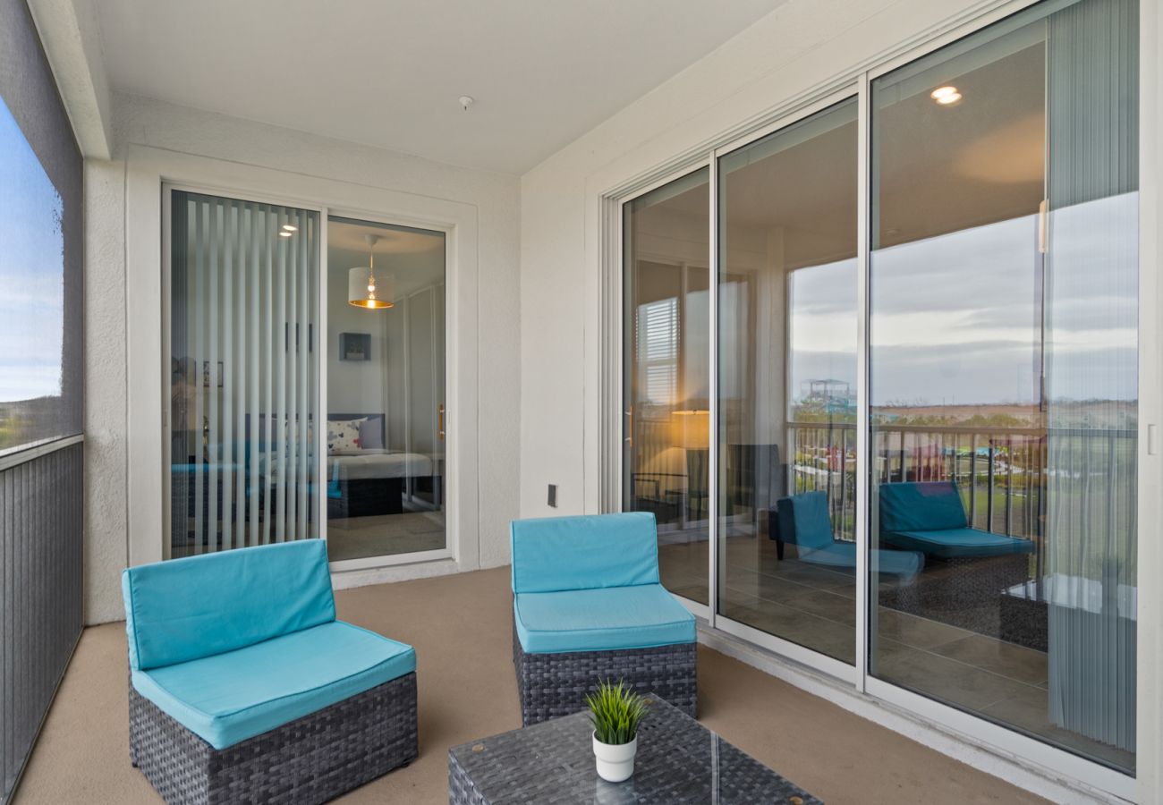 Apartment in Davenport - Stylish Condo 3Beds/2Baths/18Min from Disney
