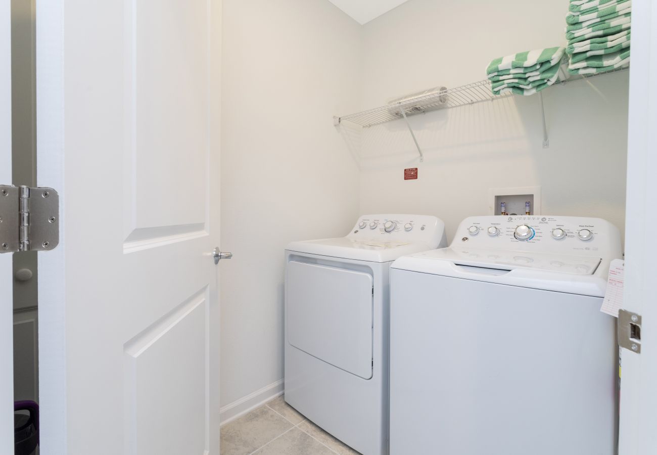 Apartment in Davenport - Sweet Condo 2Beds/2Baths/18Min Disney