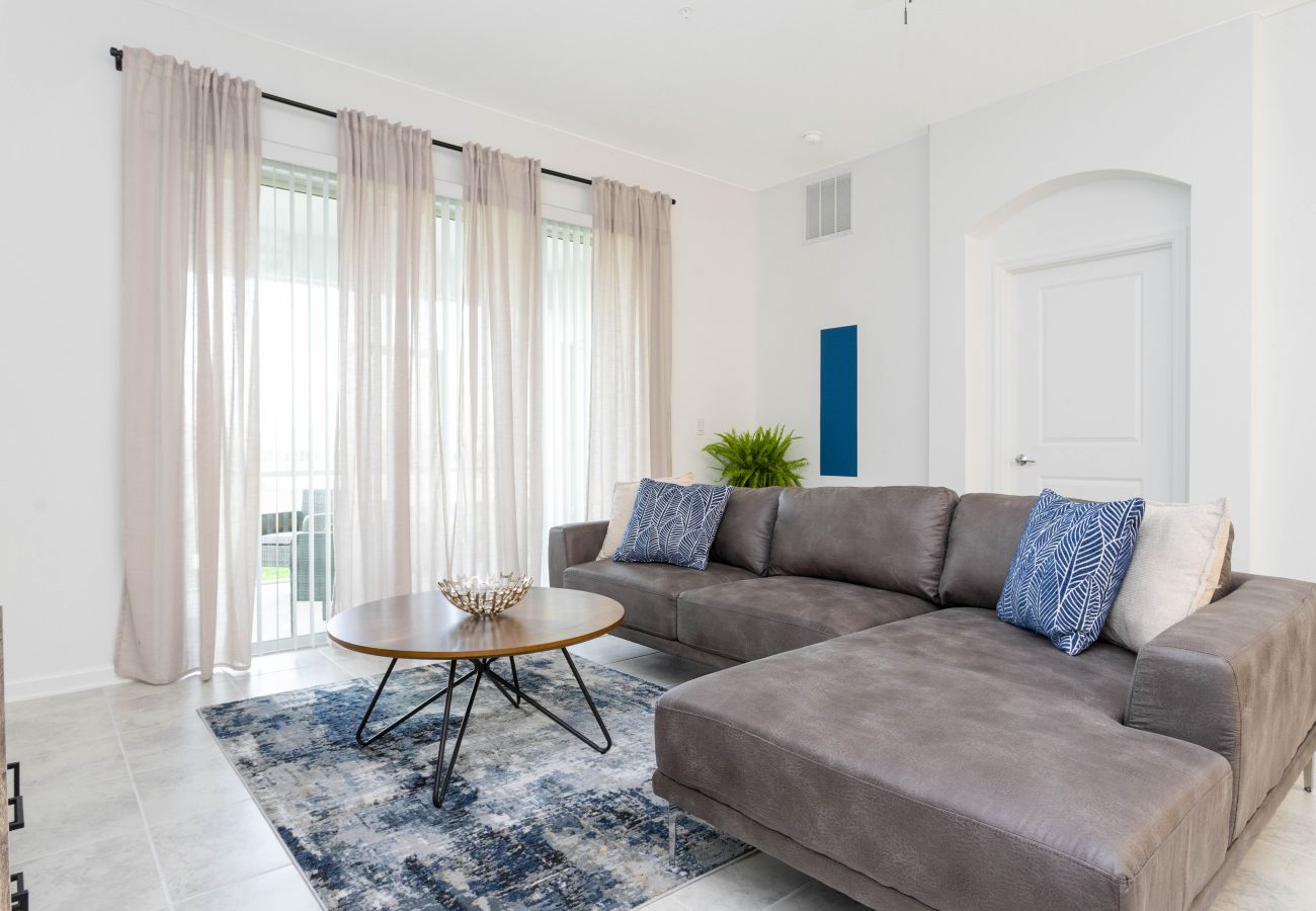 Apartment in Davenport - Sweet Condo 2Beds/2Baths/18Min Disney
