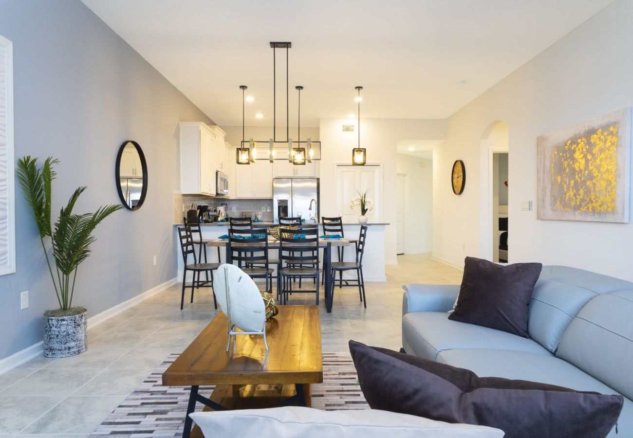 Apartment in Davenport - Beautiful Condo 2Beds/2Baths/18Min Disney