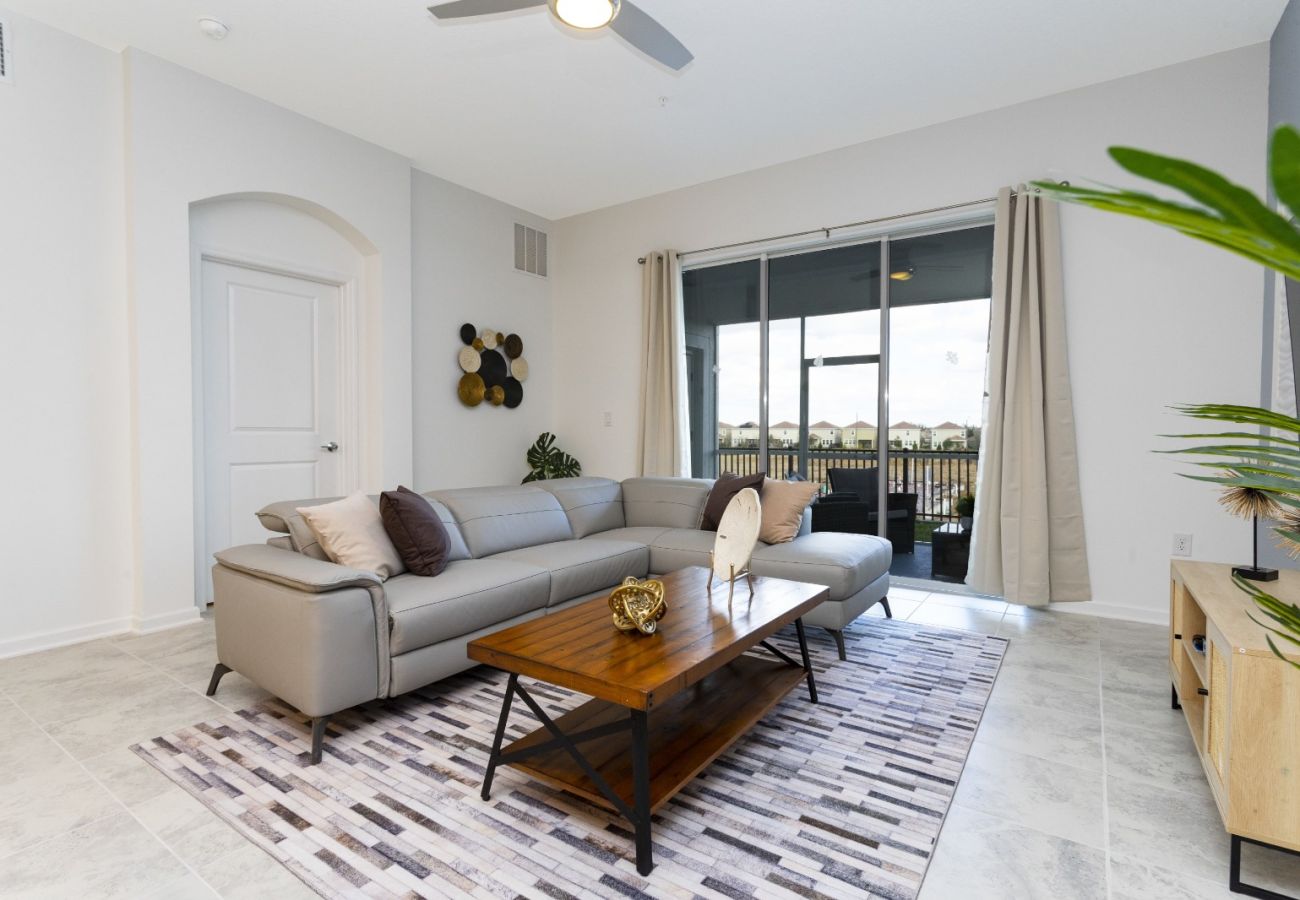 Apartment in Davenport - Beautiful Condo 2Beds/2Baths/18Min Disney