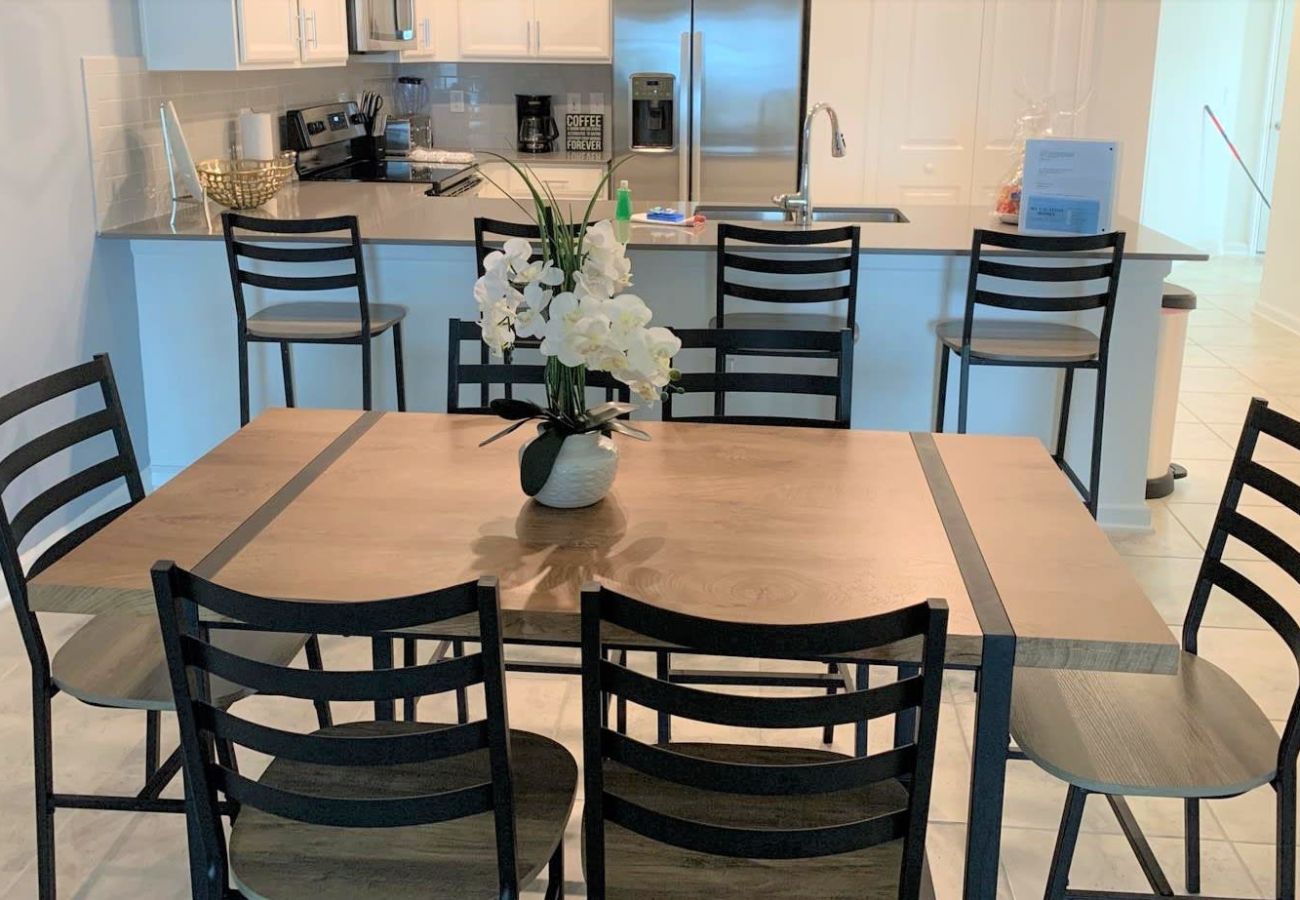 Apartment in Davenport - Beautiful Condo 2Beds/2Baths/18Min Disney