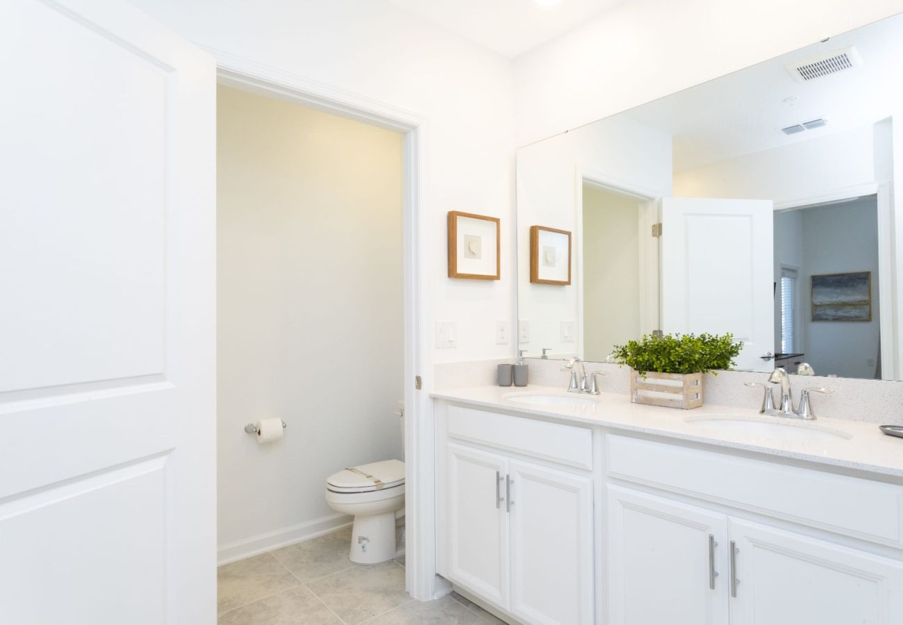 Apartment in Davenport - Beautiful Condo 2Beds/2Baths/18Min Disney