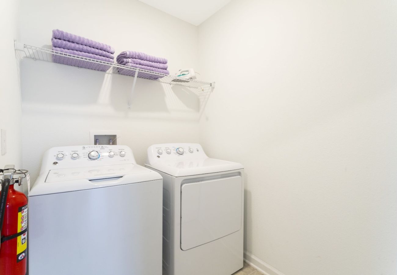 Apartment in Davenport - Beautiful Condo 2Beds/2Baths/18Min Disney