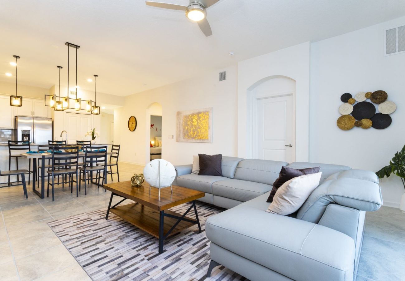Apartment in Davenport - Beautiful Condo 2Beds/2Baths/18Min Disney