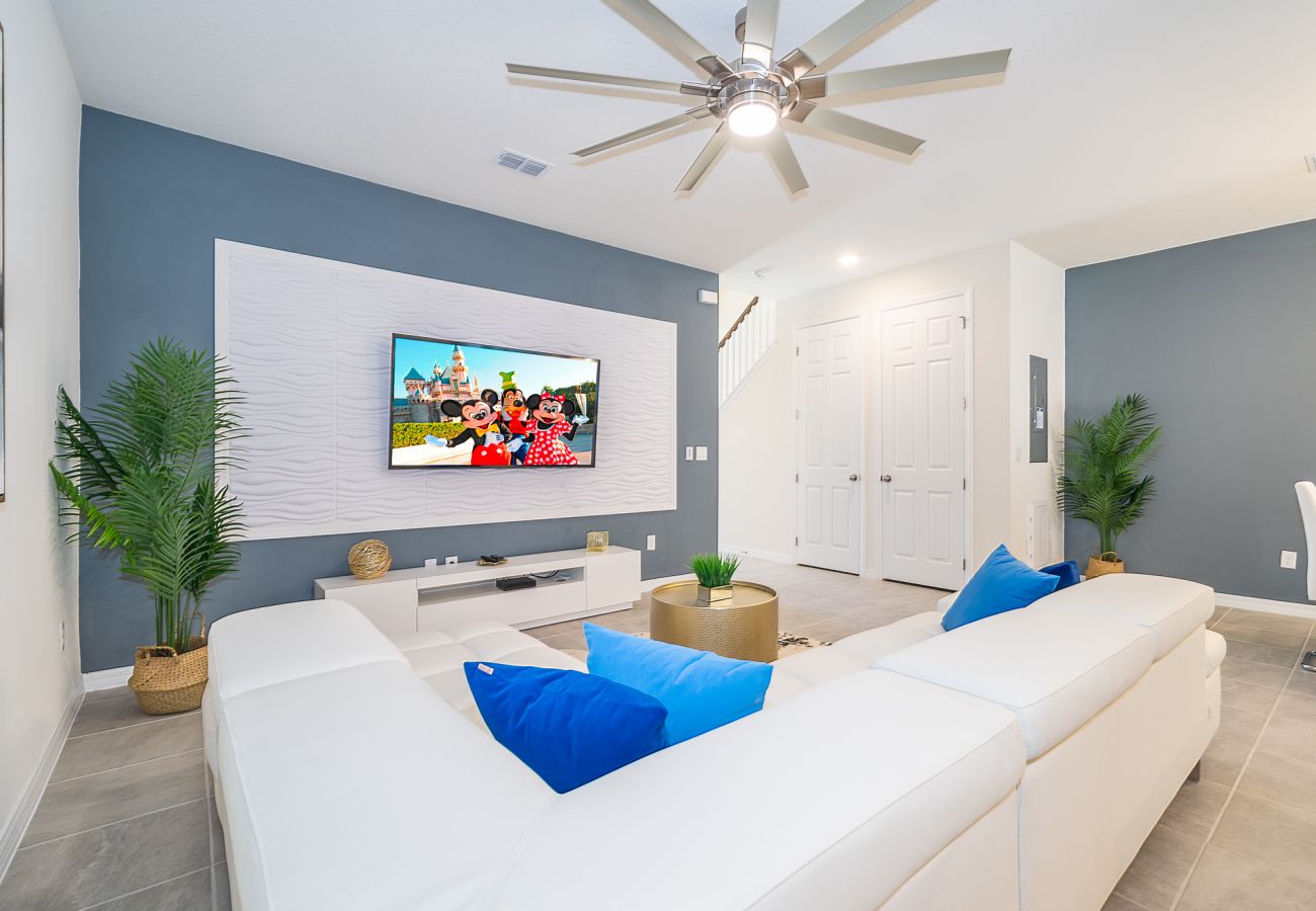 Townhouse in Kissimmee - Sweet Townhouse 4Beds/3Baths/Pool/18Min Disney