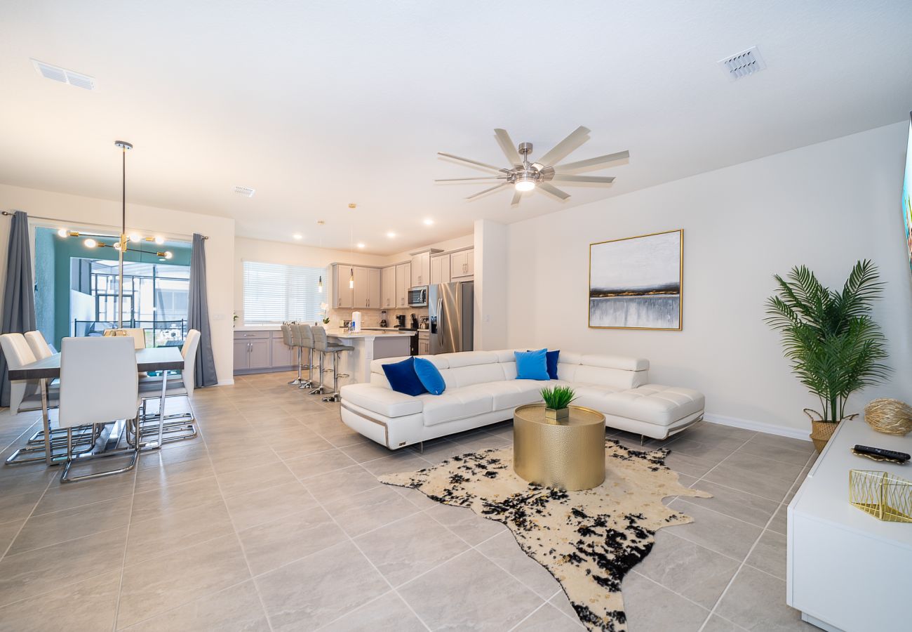 Townhouse in Kissimmee - Sweet Townhouse 4Beds/3Baths/Pool/18Min Disney