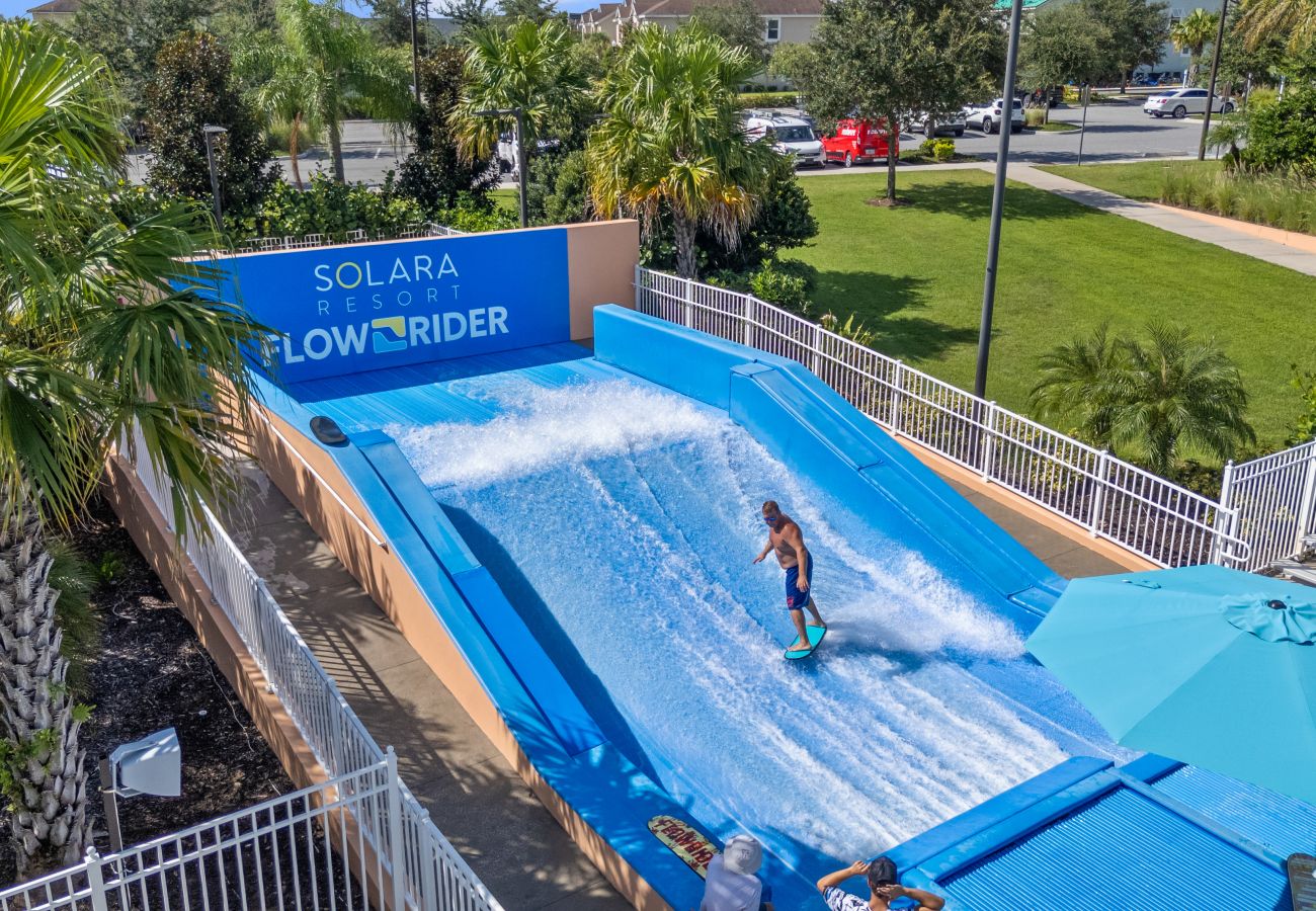 Townhouse in Kissimmee - Sweet Townhouse 4Beds/3Baths/Pool/18Min Disney