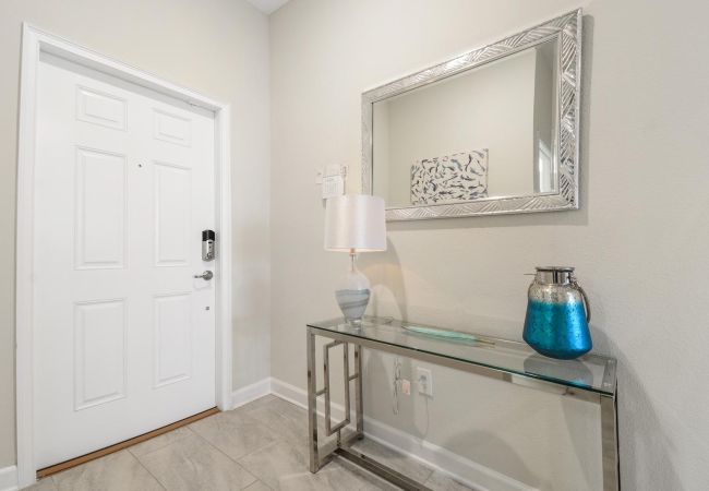 Townhouse in Kissimmee - Modern Townhouse 4Bed/3Bath/Pool/5Min Disney Townhouse in Kissimmee - Modern Townhouse 4Bed/3Bath/Pool/5Min Disney