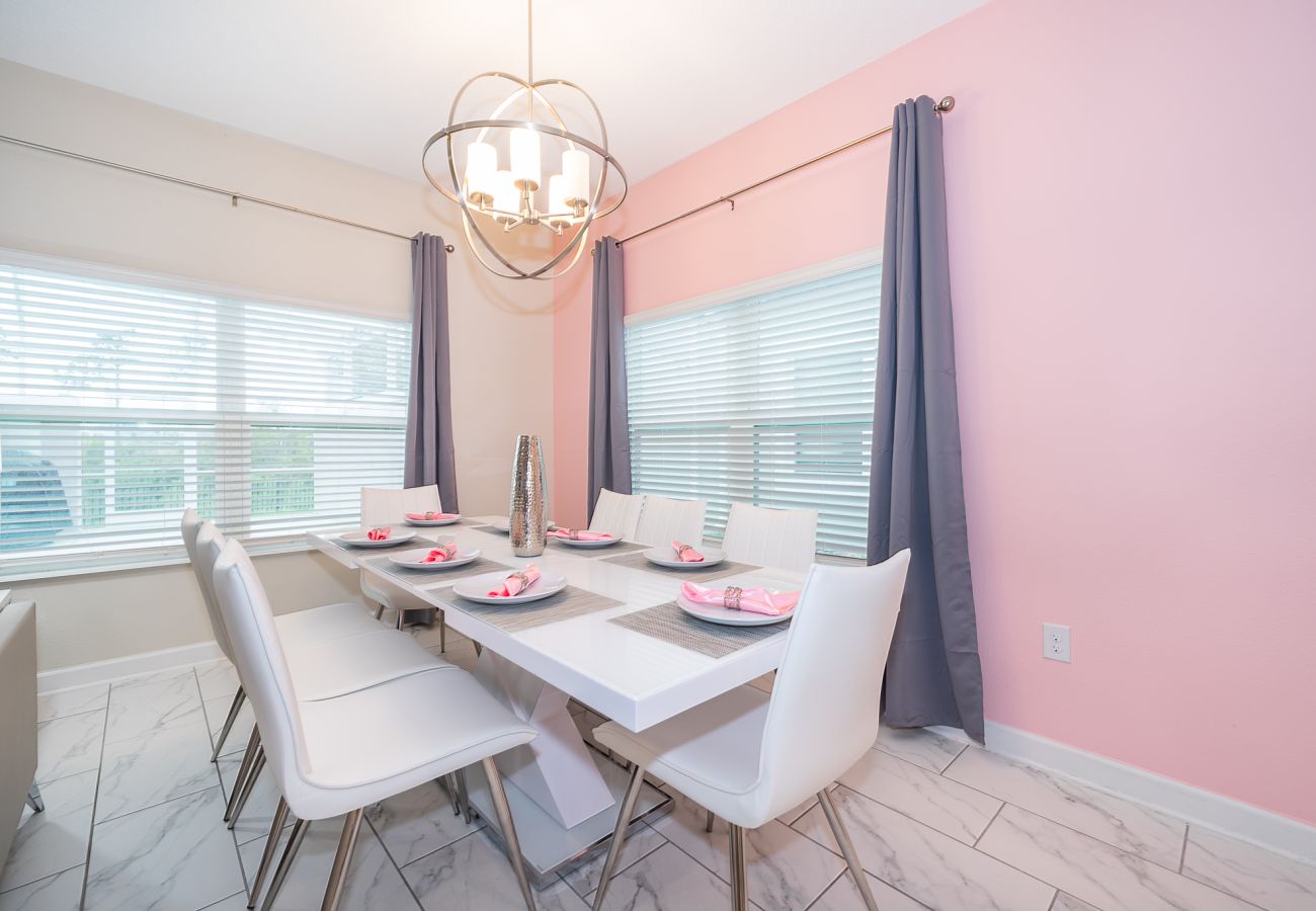 Townhouse in Kissimmee - Spectacular townhouse 5Bed/4Bath/18Min From Disney