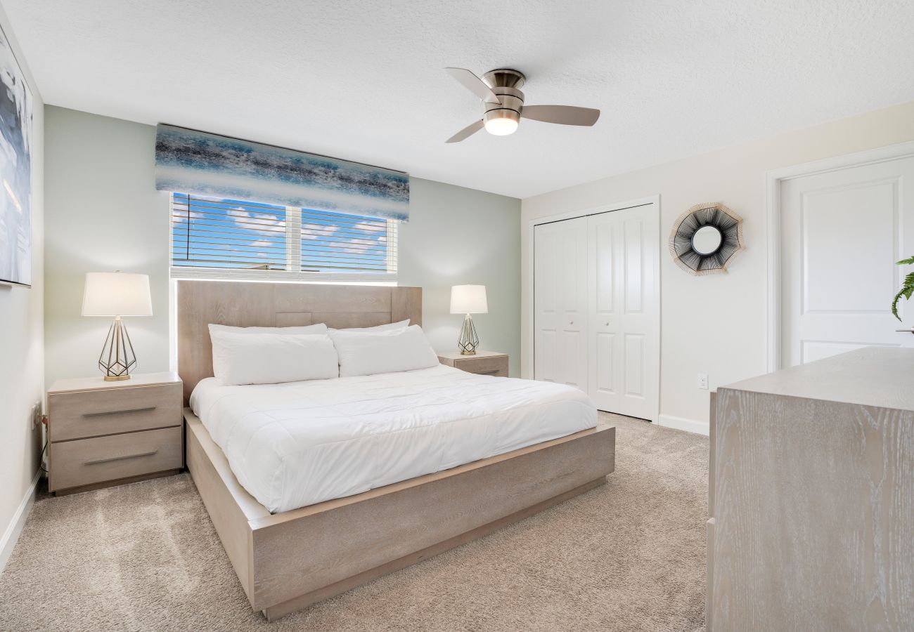 Townhouse in Davenport - Amazing Townhouse 4Bed/3Bath/Pool/18Min from Disney