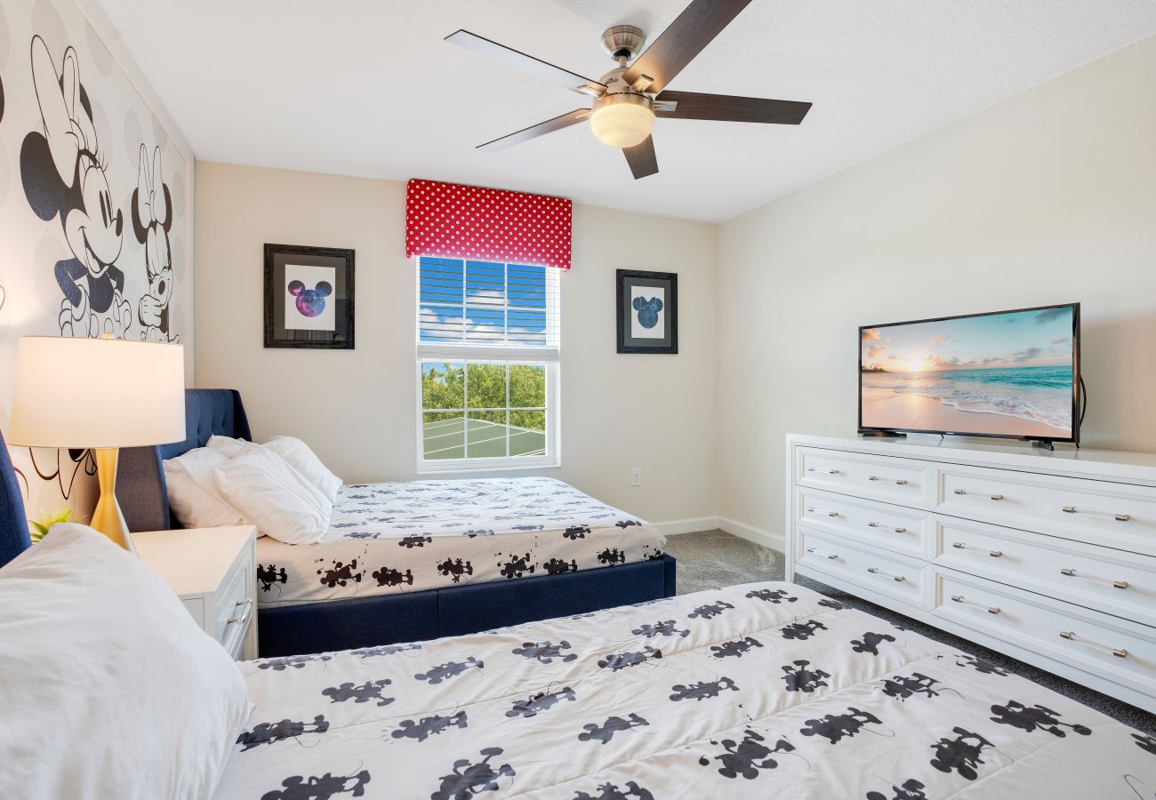 Townhouse in Davenport - Amazing Townhouse 4Bed/3Bath/Pool/18Min from Disney