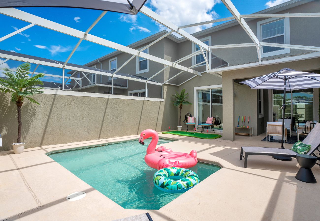 Townhouse in Davenport - Amazing Townhouse 4Bed/3Bath/Pool/18Min from Disney
