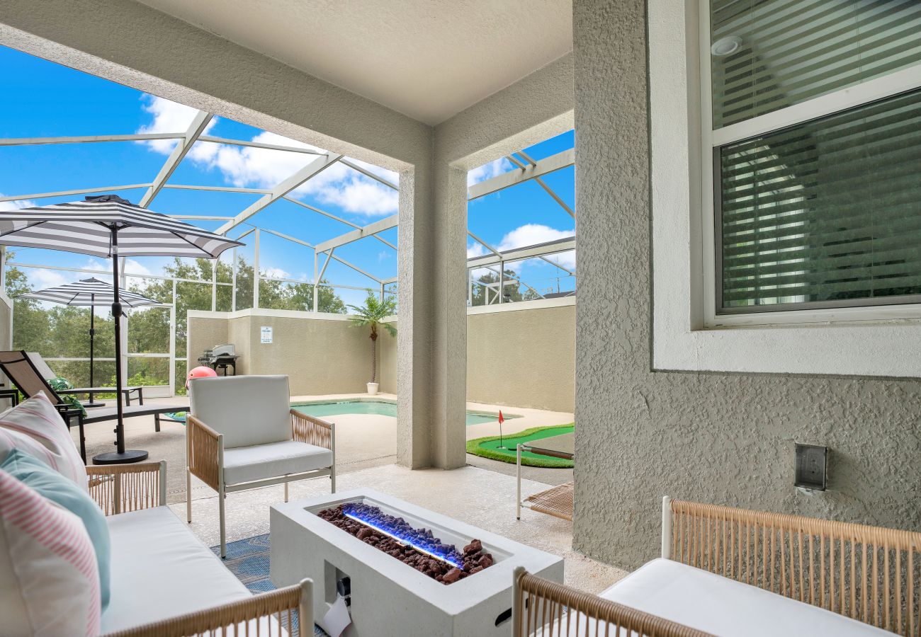 Townhouse in Davenport - Amazing Townhouse 4Bed/3Bath/Pool/18Min from Disney