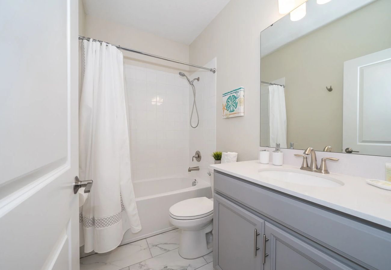 Villa in Davenport - Pretty Villa 6Bed/5Bath/Pool/Jacuzzi/18Min Disney