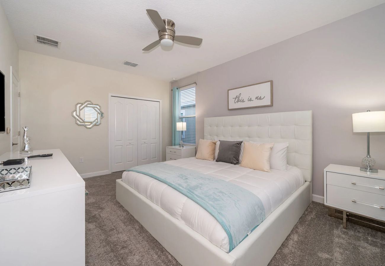 Villa in Davenport - Pretty Villa 6Bed/5Bath/Pool/Jacuzzi/18Min Disney