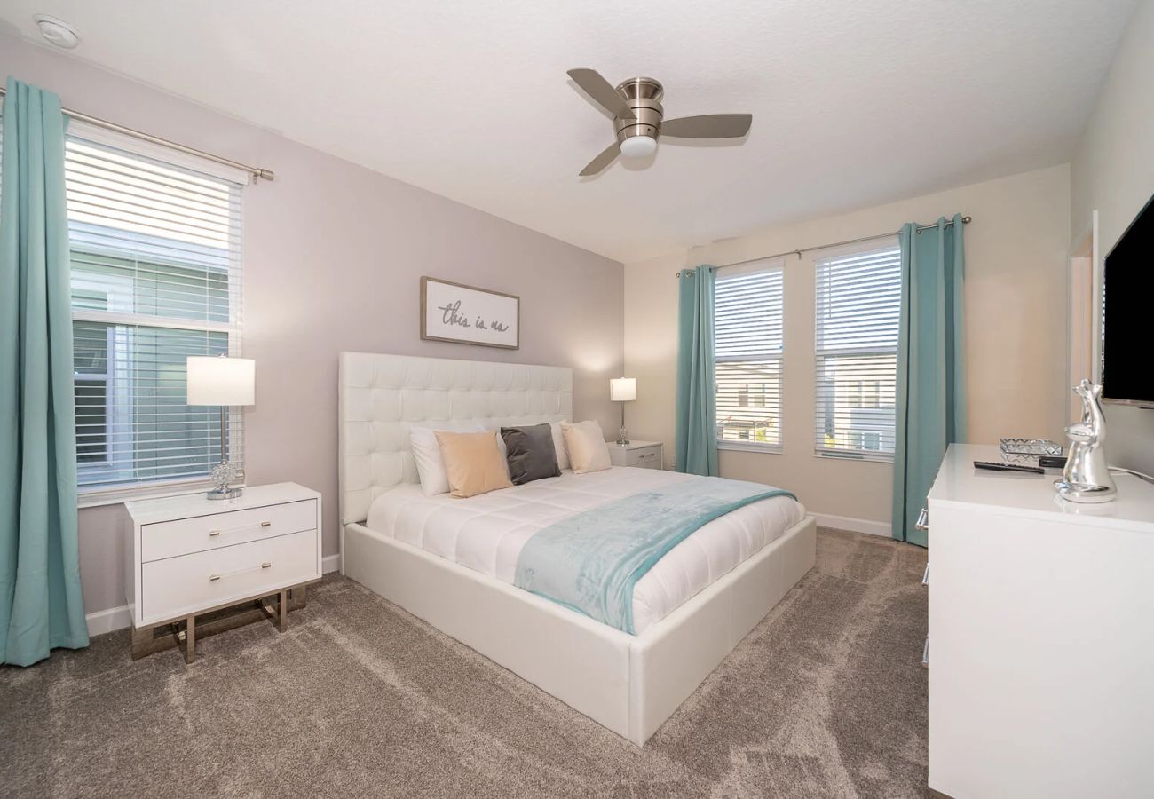 Villa in Davenport - Pretty Villa 6Bed/5Bath/Pool/Jacuzzi/18Min Disney