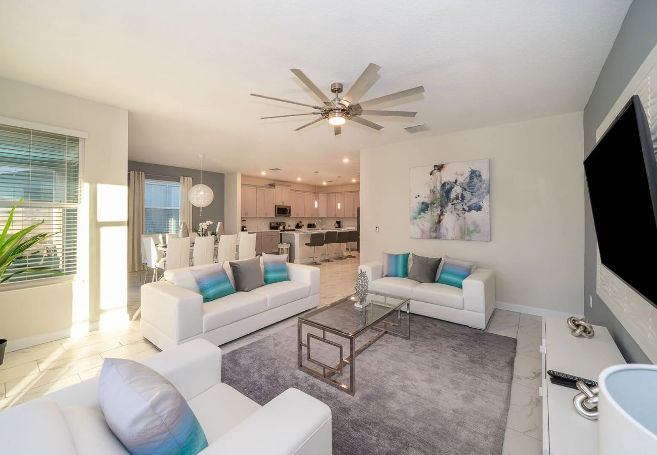 Villa in Davenport - Pretty Villa 6Bed/5Bath/Pool/Jacuzzi/18Min Disney