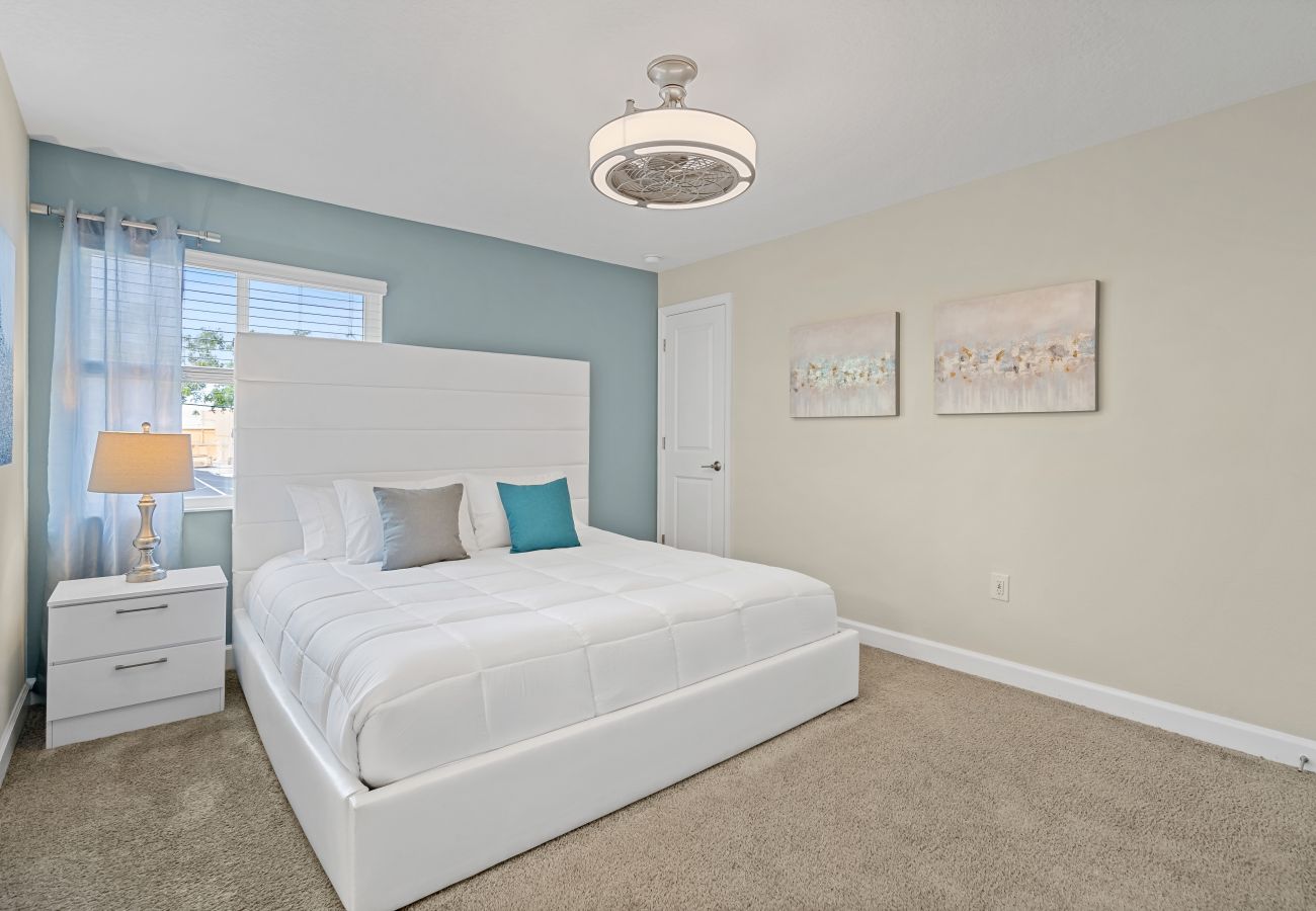 Townhouse in Kissimmee - Wonderful Townhouse 5Beds/4Baths/Pool/5 Min Disney