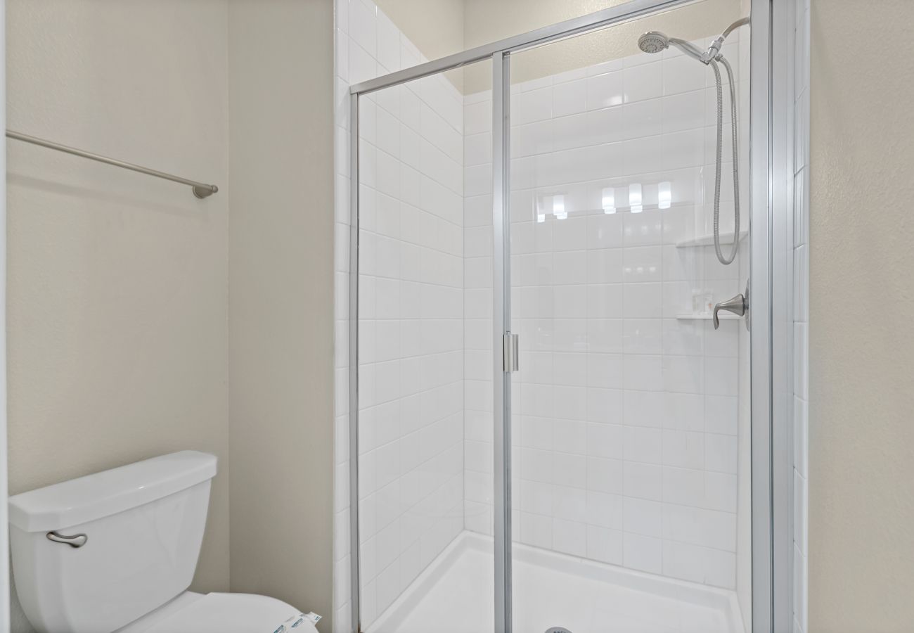 Townhouse in Kissimmee - Wonderful Townhouse 5Beds/4Baths/Pool/5 Min Disney